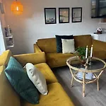 Ff1006 Autentisk Feriebolig I Med Adgang Til Pool Casa de Férias Hemmet