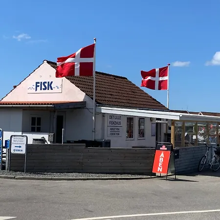 Ff1006 Autentisk Feriebolig I Med Adgang Til Pool Hemmet