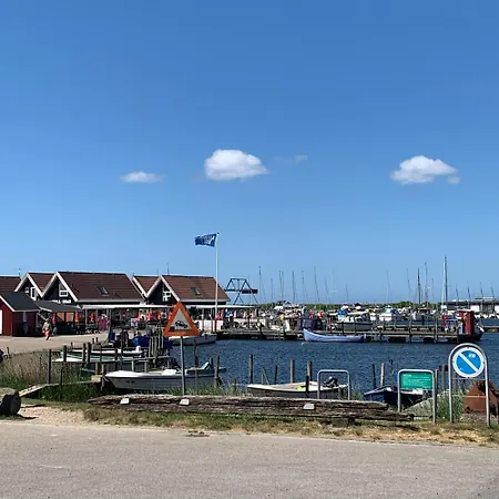 Ff1006 Autentisk Feriebolig I Med Adgang Til Pool Hemmet