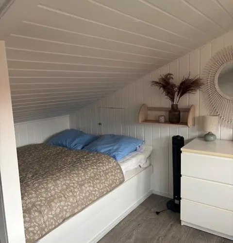 Ff1006 Autentisk Feriebolig I Med Adgang Til Pool Hemmet