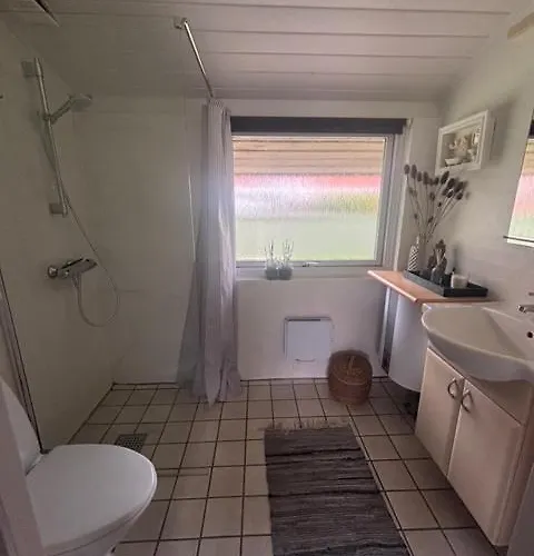 Ff1006 Autentisk Feriebolig I Med Adgang Til Pool